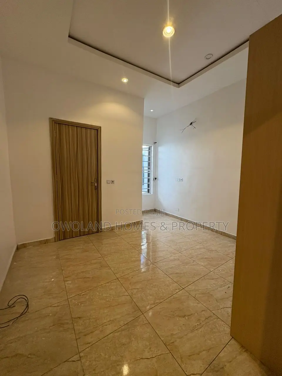 1bdrm Block of Flats in Royal Pin Estate, Lekki for rent in Lekki