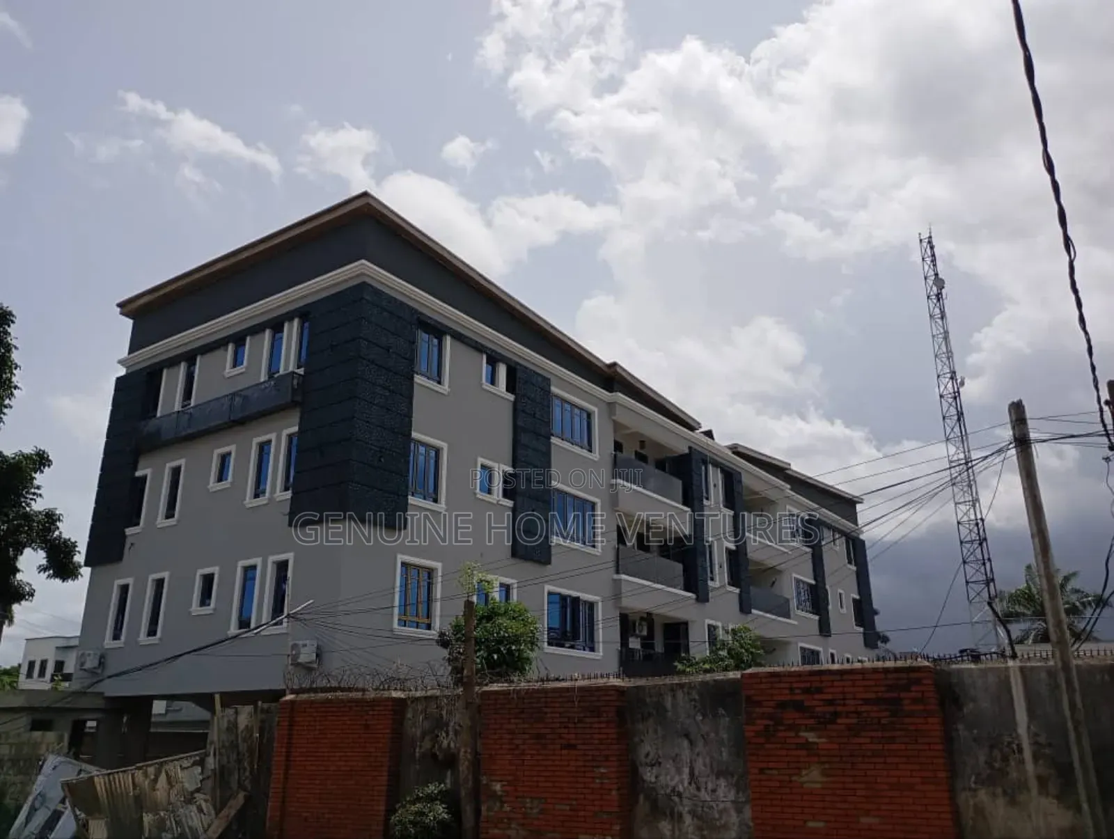 4bdrm Apartment in Ikeja Gra for sale in Ikeja GRA