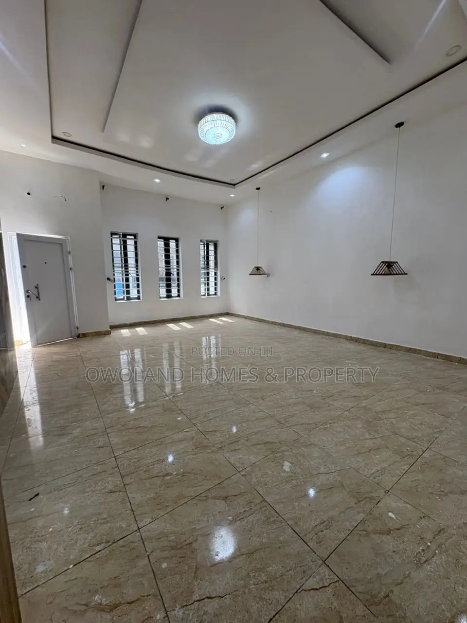 1bdrm Block of Flats in Royal Pine Estate, Lekki for rent in Lekki