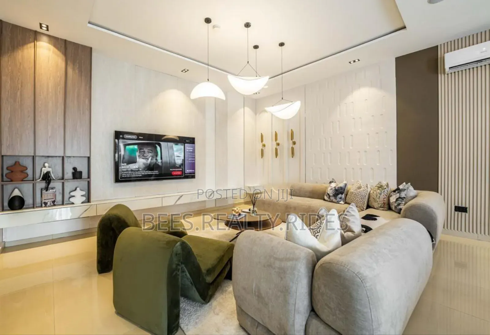 Luxury 3 Bedroom With Inbuilt Speakers, Snooker Board Swimming Pool in Lekki Phase 1