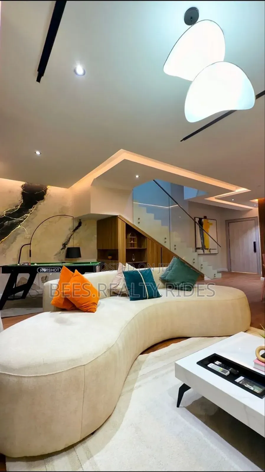 2 Bedroom Maisonette With a Ps5, Gym, Pool, Snooker and Balconies in Lekki Phase 1