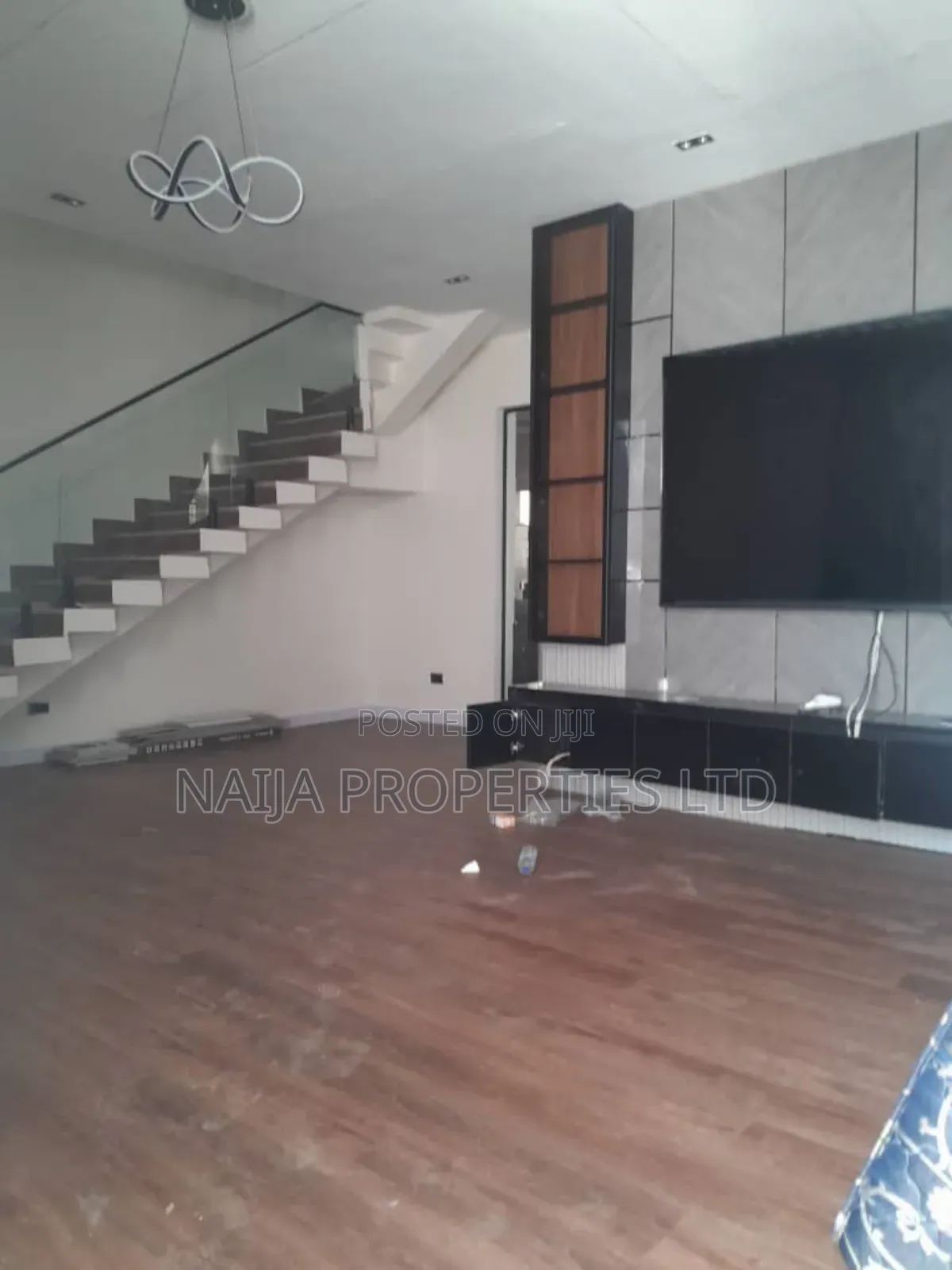 4bdrm Duplex in Ikota Gra for rent in Ikota