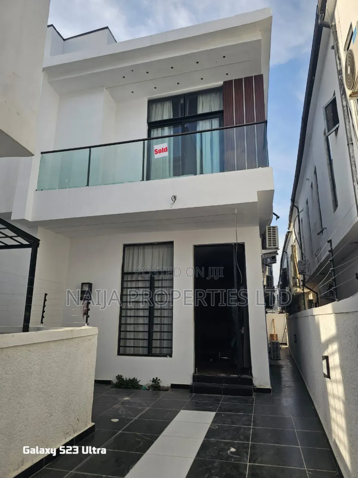 4bdrm Duplex in Ikota Gra for rent in Ikota