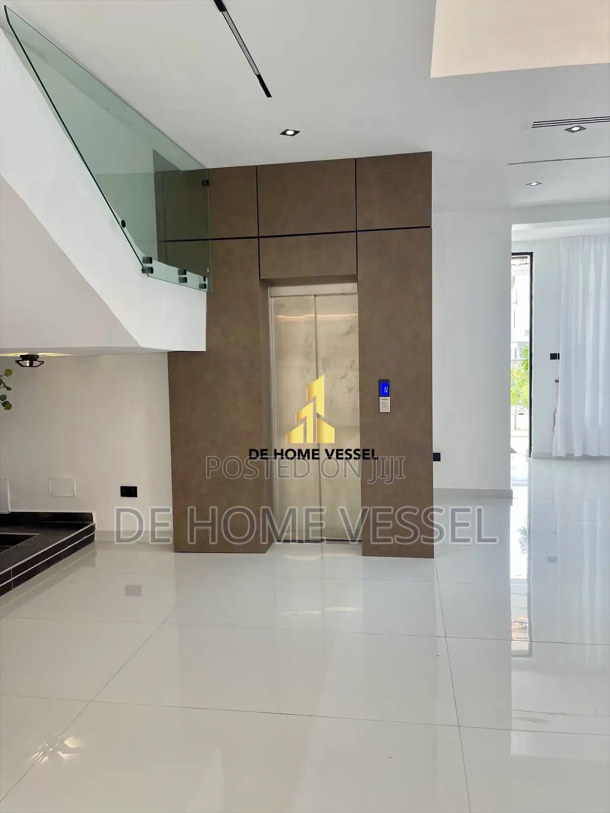 5bdrm Duplex in Ikate for sale in Ikate