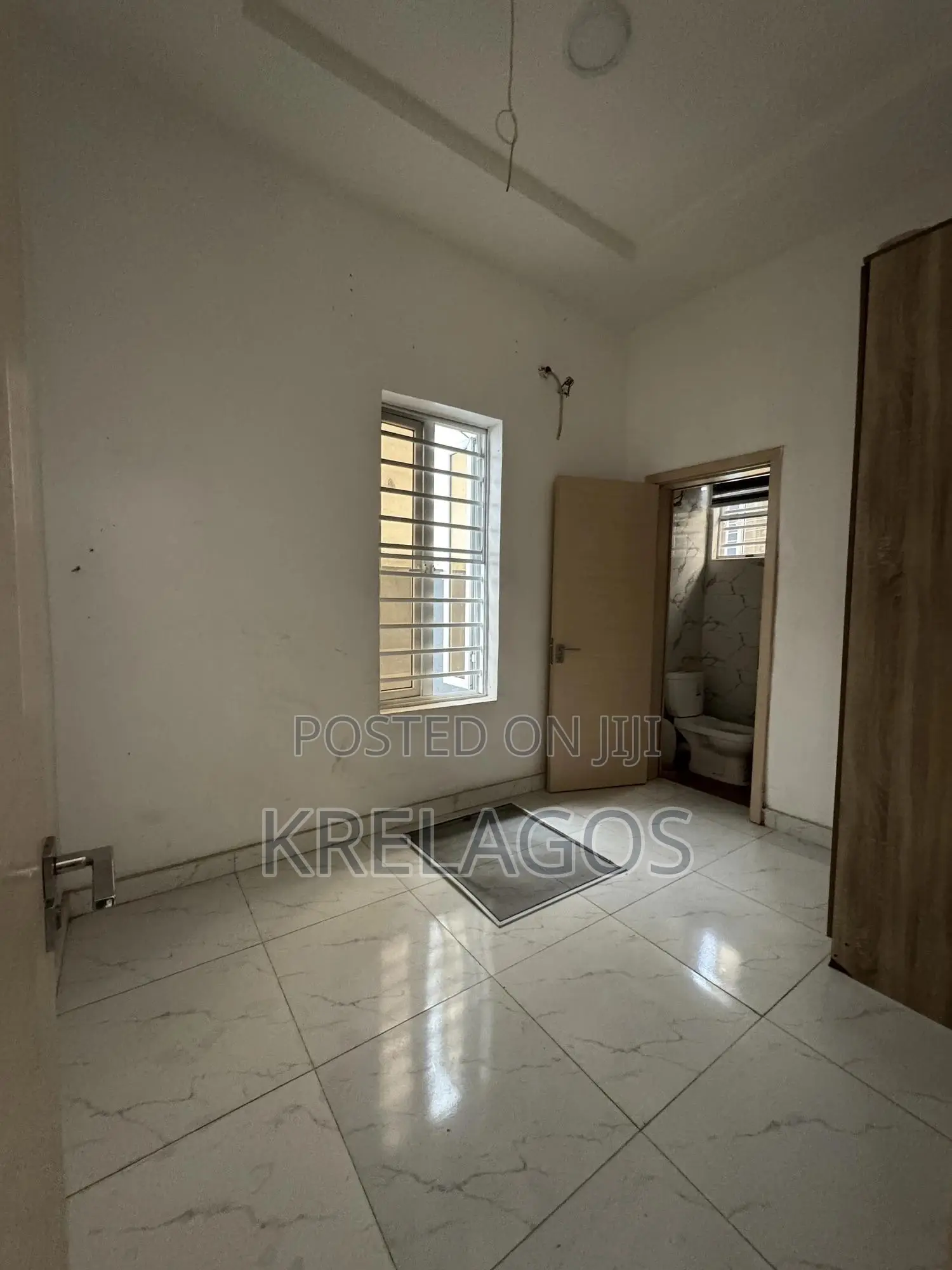 4bdrm Duplex in Ikota for sale in Ikota