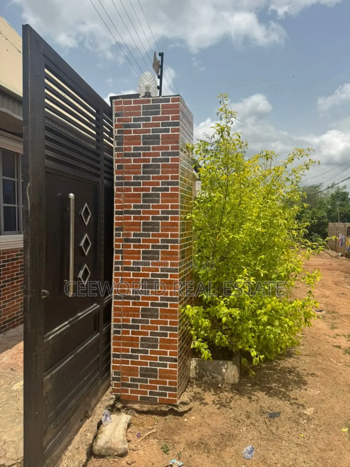 3bdrm Bungalow in Omi Adio Apata for sale in Apata