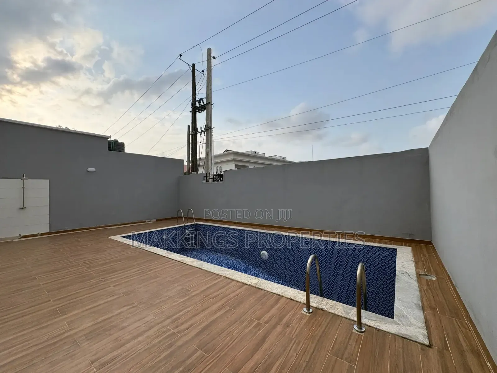 4bdrm Duplex in Lekki Phase 1 for rent in Lekki Phase 1