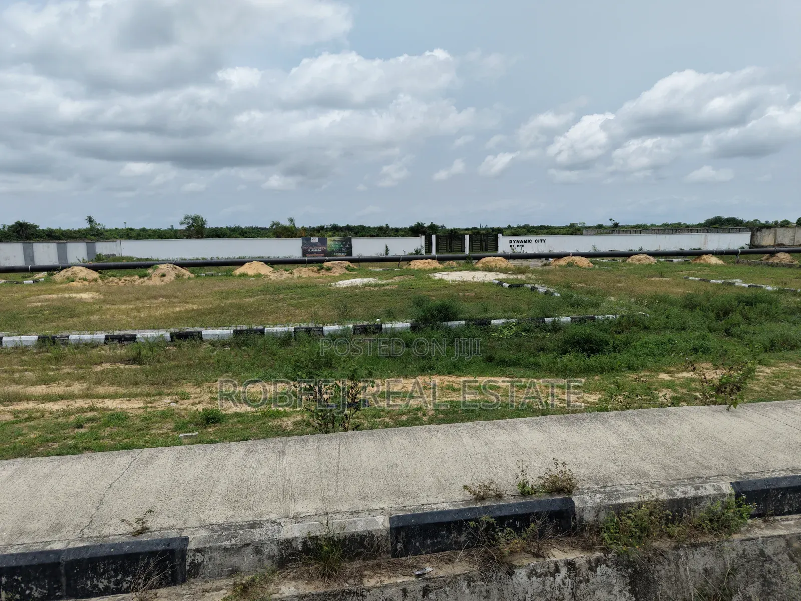 Prime Land Opportunity On Distress Sale in Elerangbe