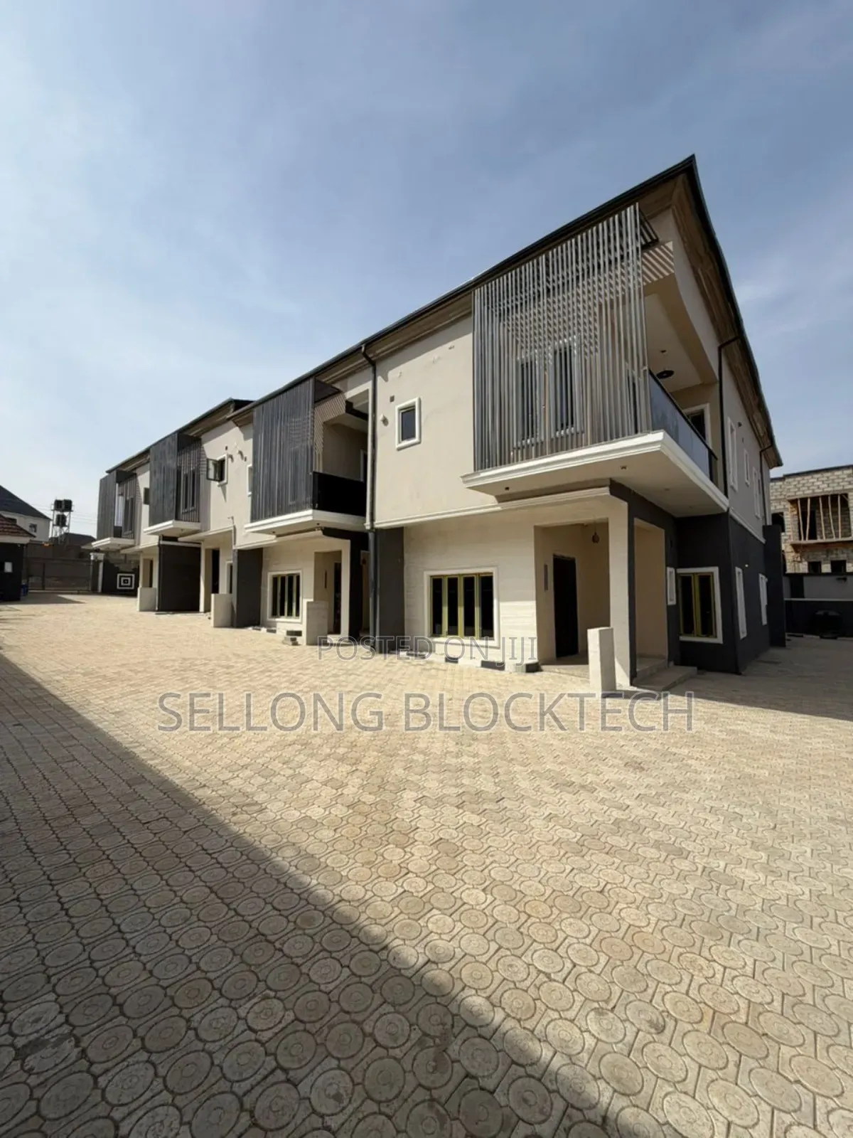 4bdrm Townhouse/Terrace in Mpape for sale in Mpape