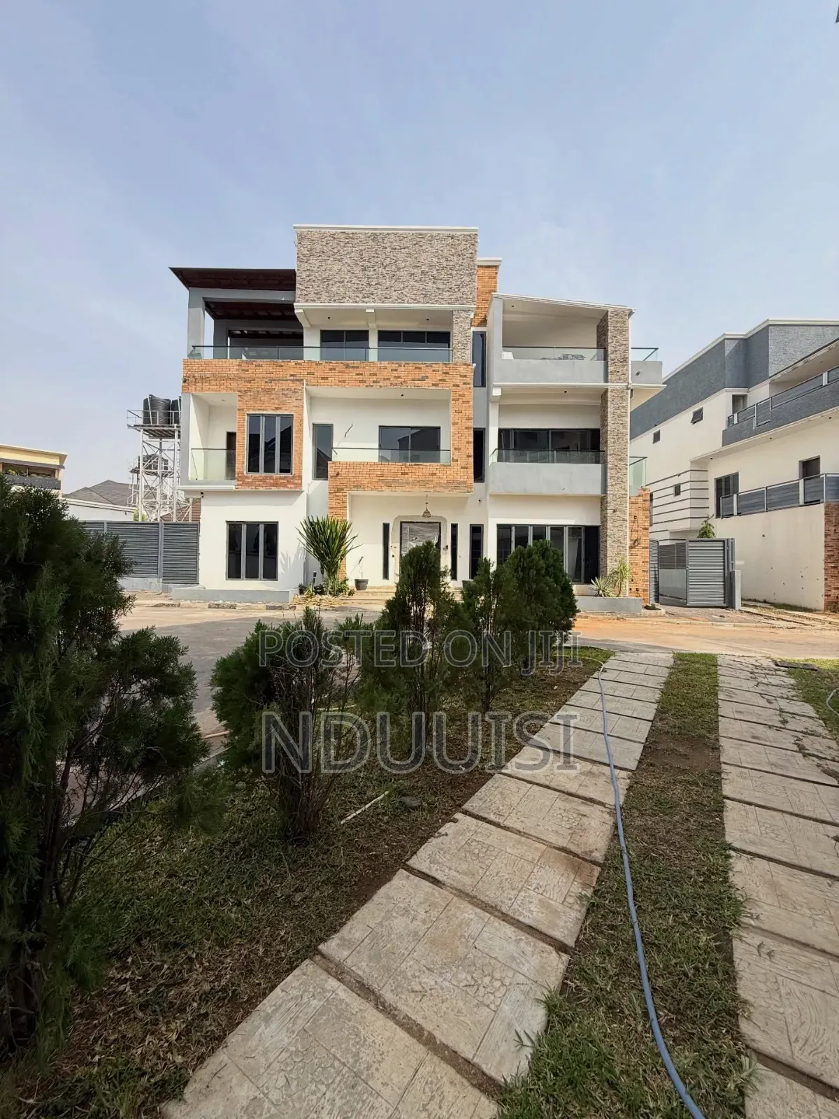 5bdrm Duplex in Katampe Extension for sale in Katampe Extension