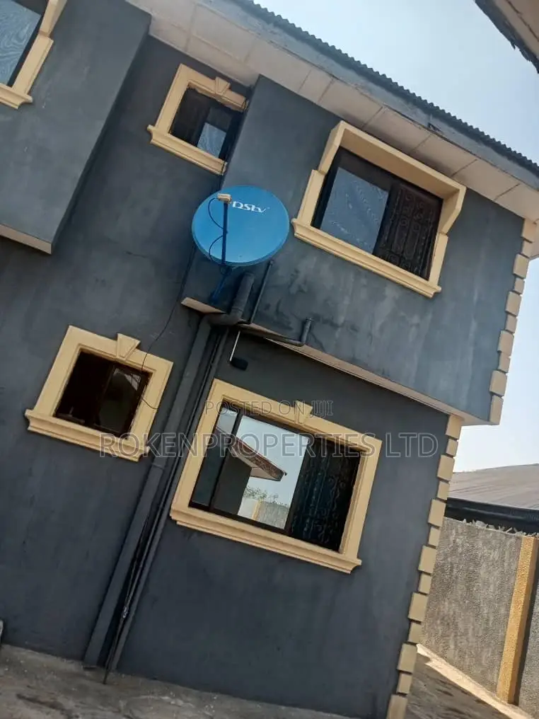 8bdrm Duplex in Oki Olodo, Iwo Road for sale in Iwo Road