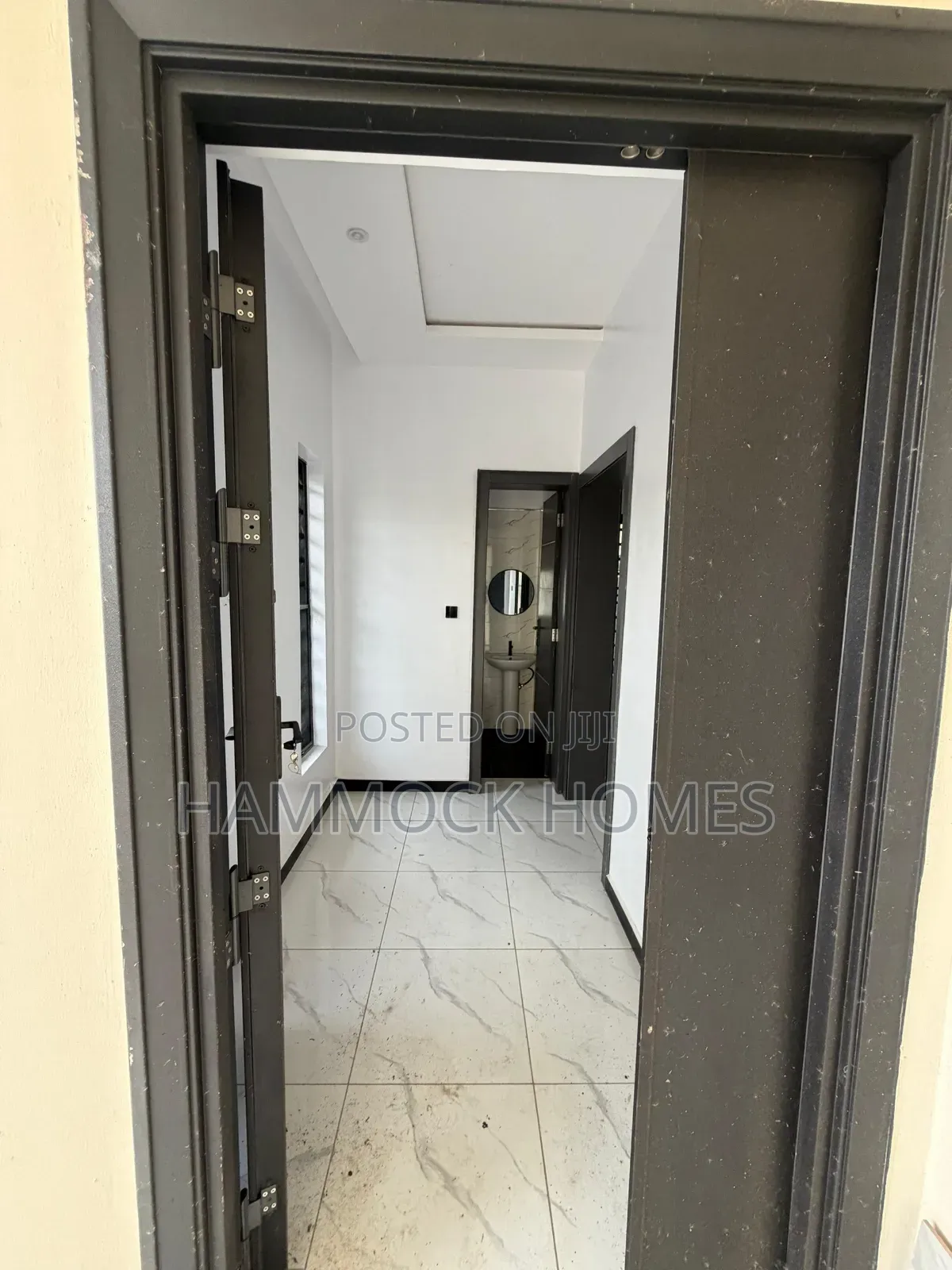 4bdrm Duplex in Jericho Hill for sale in Jericho