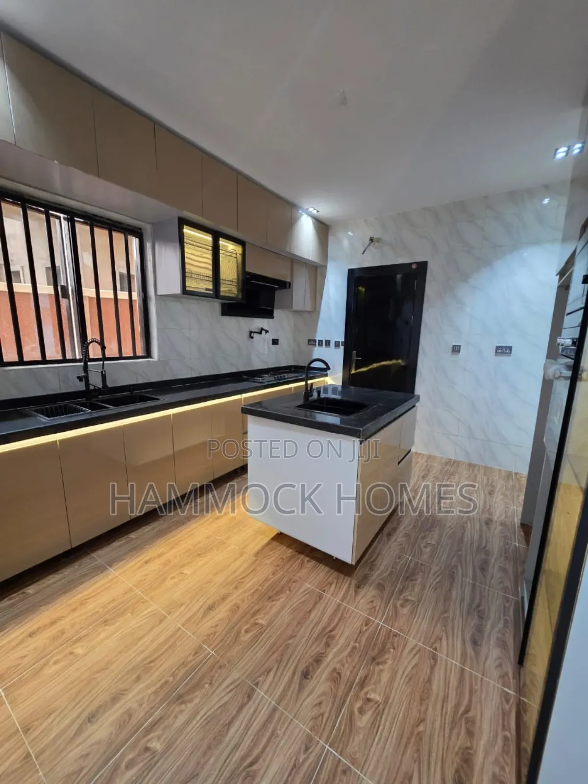 4bdrm Duplex in Carlton Gate Estate, Akobo for sale in Akobo