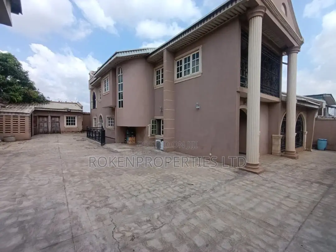 5bdrm Duplex in Tinubu Estate, Adex, Iwo Road for sale in Iwo Road