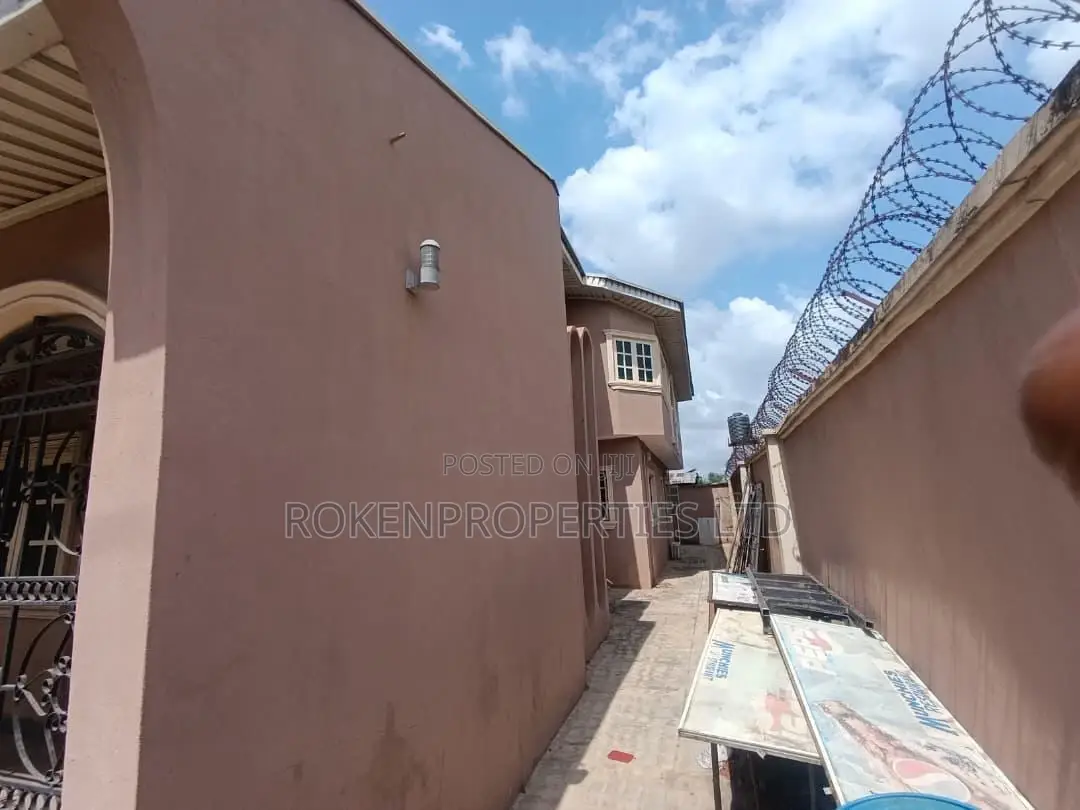5bdrm Duplex in Tinubu Estate, Adex, Iwo Road for sale in Iwo Road