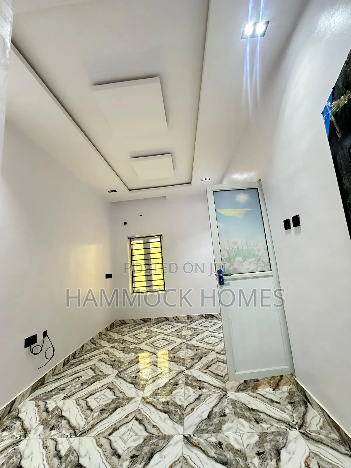 4bdrm Duplex in Akala Estate, Akobo for sale in Akobo