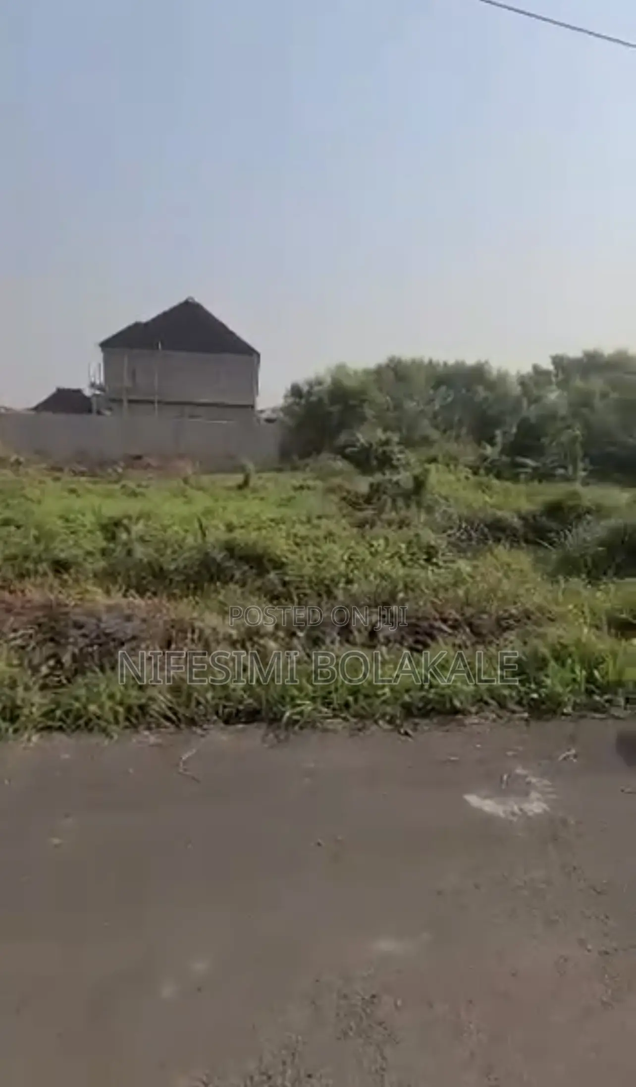 700 SQM of Land at Federal Housing Estate, Ikolaba, Ibadan. in Agodi