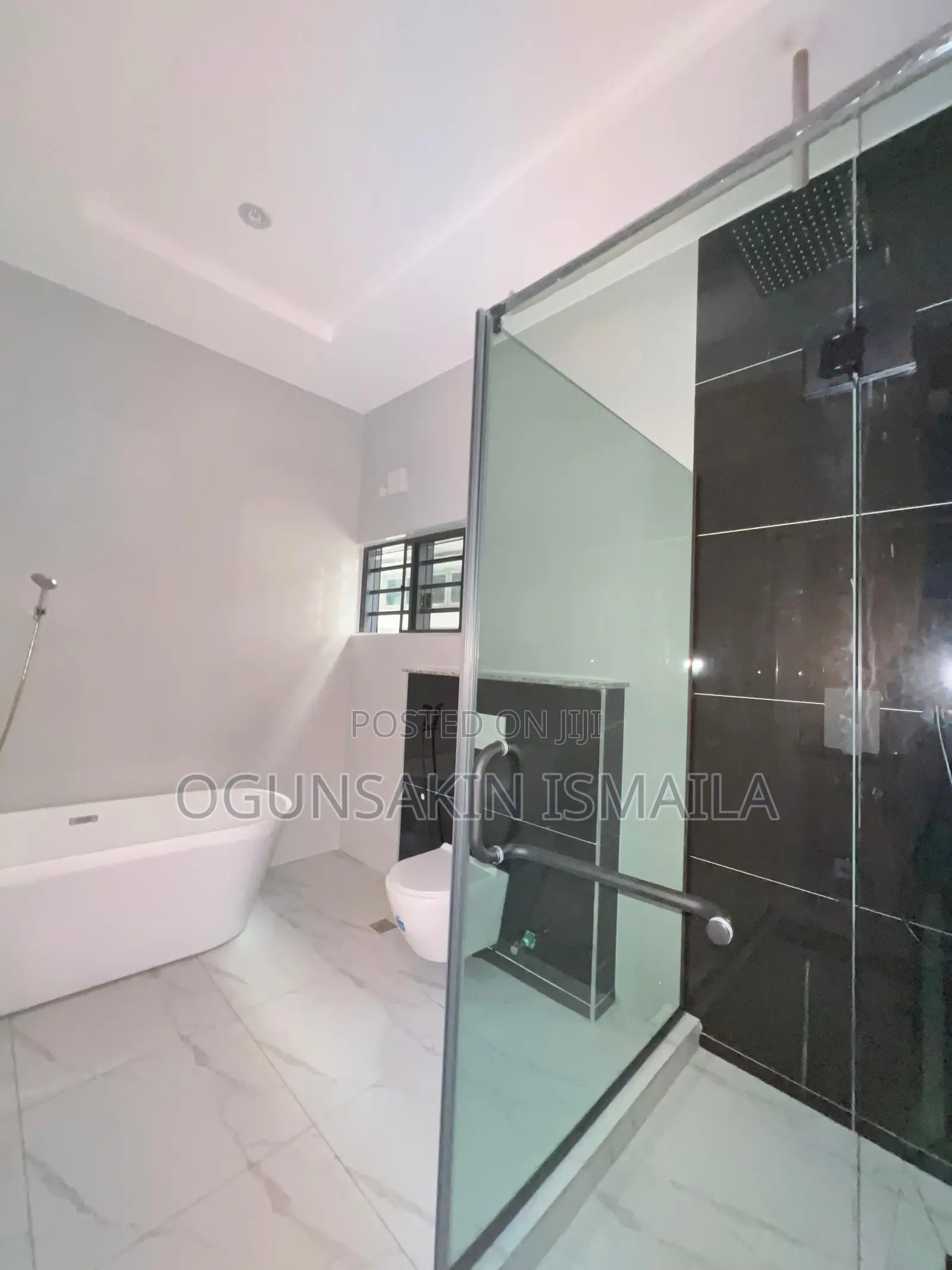 4bdrm Duplex in Omole Estate for rent in Omole Phase 1