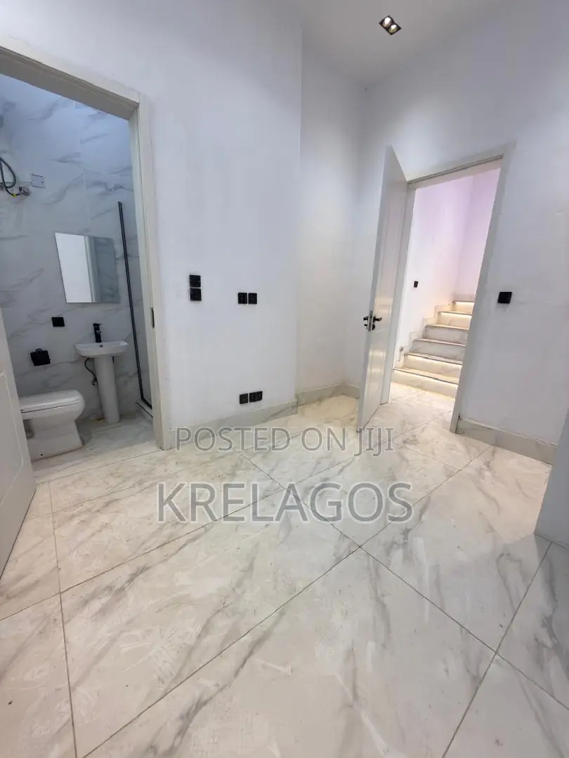 4bdrm Duplex in Ado / Ajah for sale in Ado / Ajah