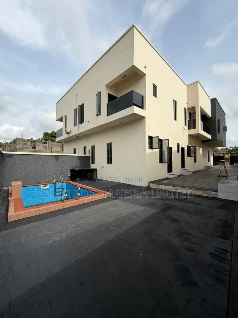 4bdrm Duplex in Jericho Hill Estate for sale in Jericho