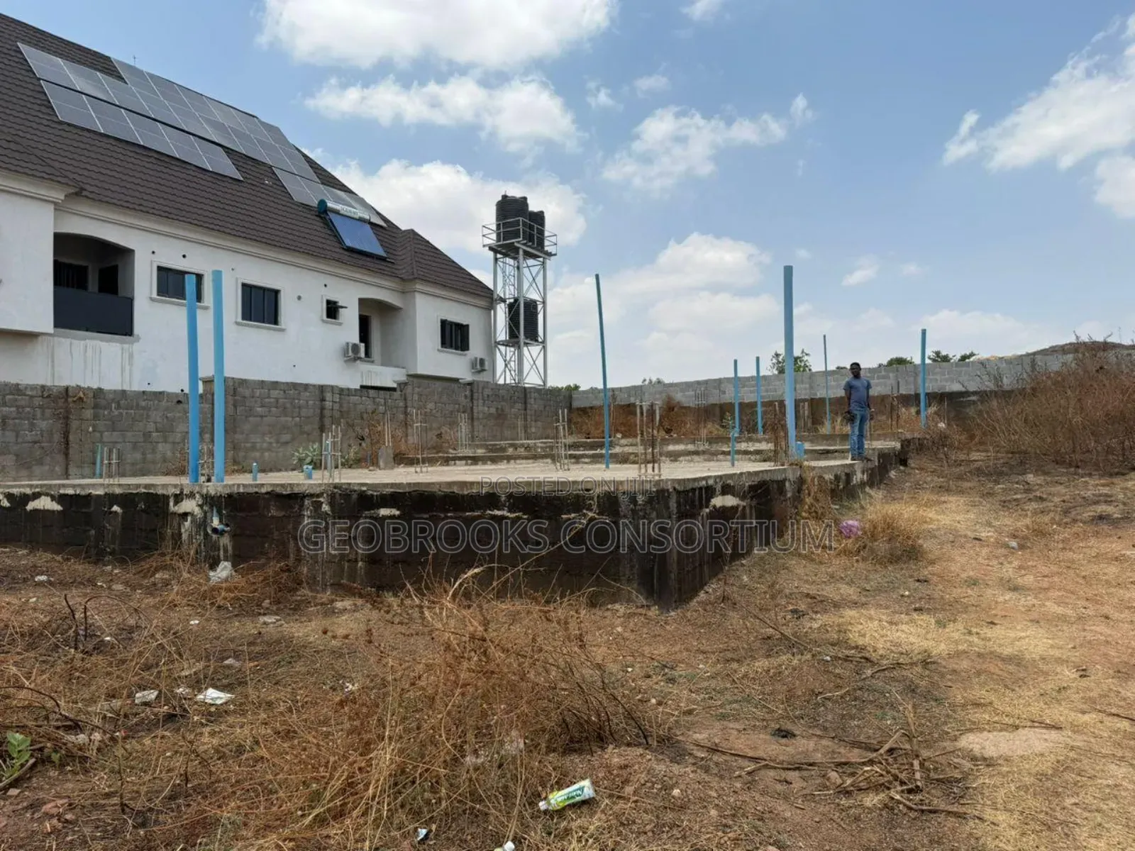 750sqm Dry Land With A Fresh Foundation For Sale At Nnpc Estate Abuja. in Life Camp