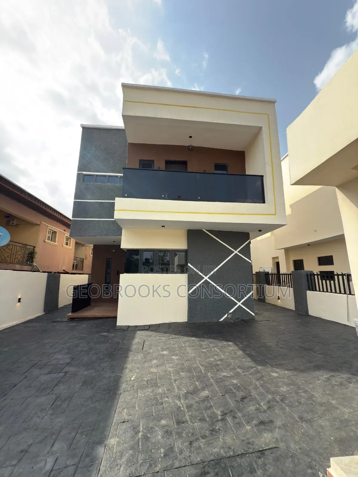 4bdrm Duplex in Ikolaba Gra, Bodija for sale in Bodija