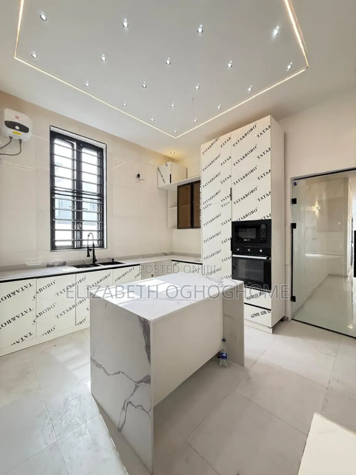 5bdrm Duplex in Sangotedo for sale in Sangotedo