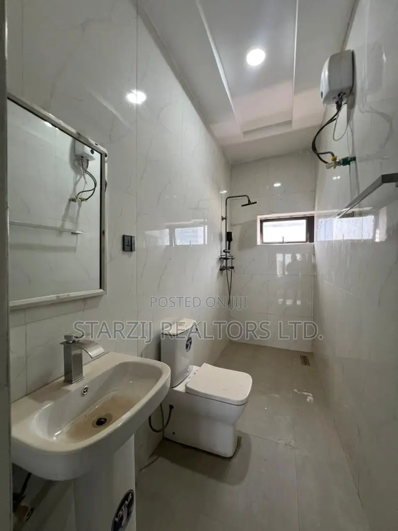 4bdrm Duplex in Wuye for sale in Wuye
