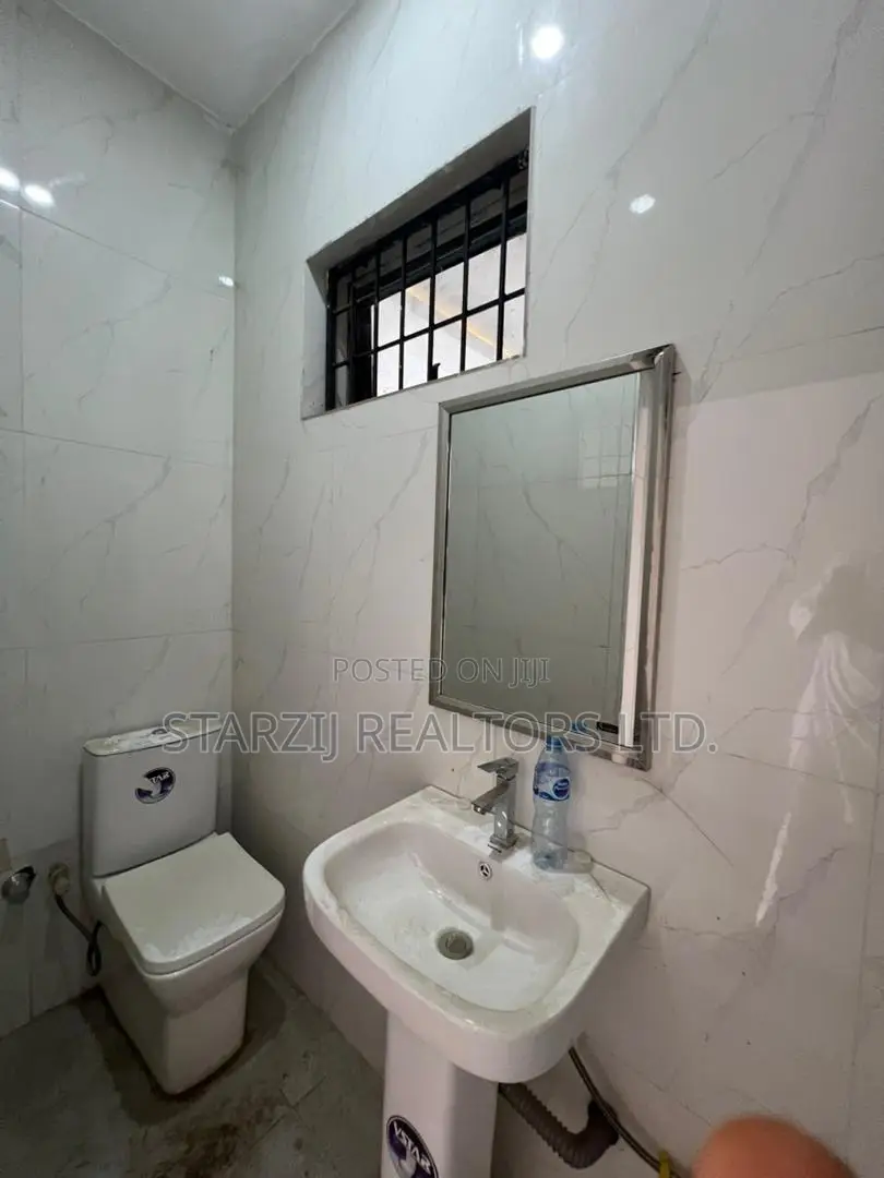 4bdrm Duplex in Wuye for sale in Wuye
