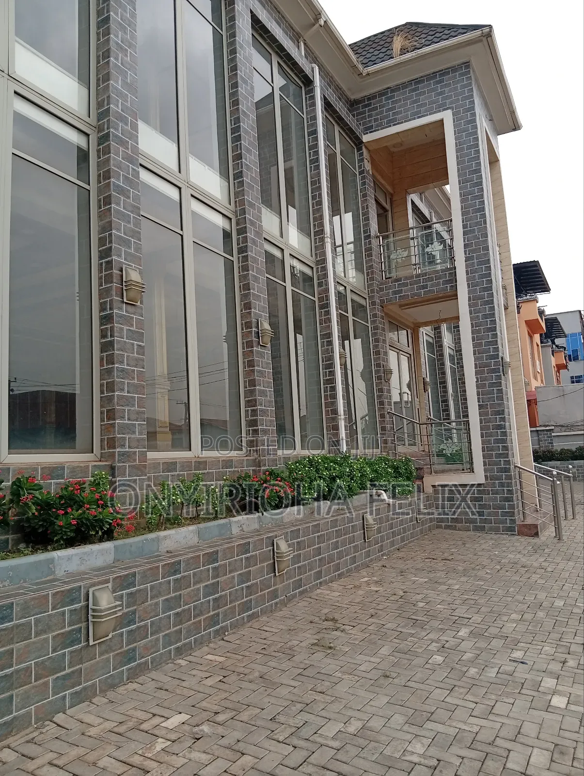 Plaza for Sale in Life Camp