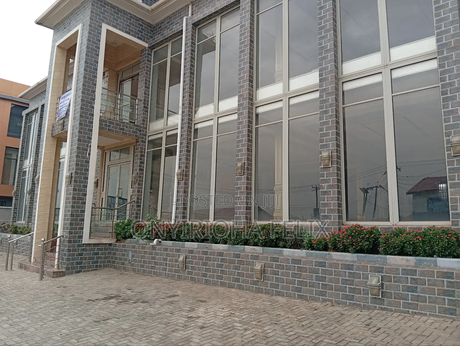 Plaza for Sale in Life Camp
