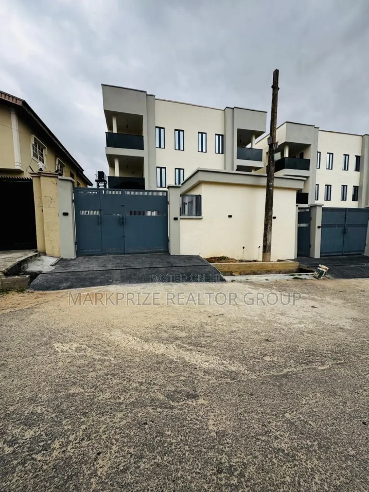 4bdrm Duplex in Magodo Gra Phase 1 for sale in GRA Phase 1