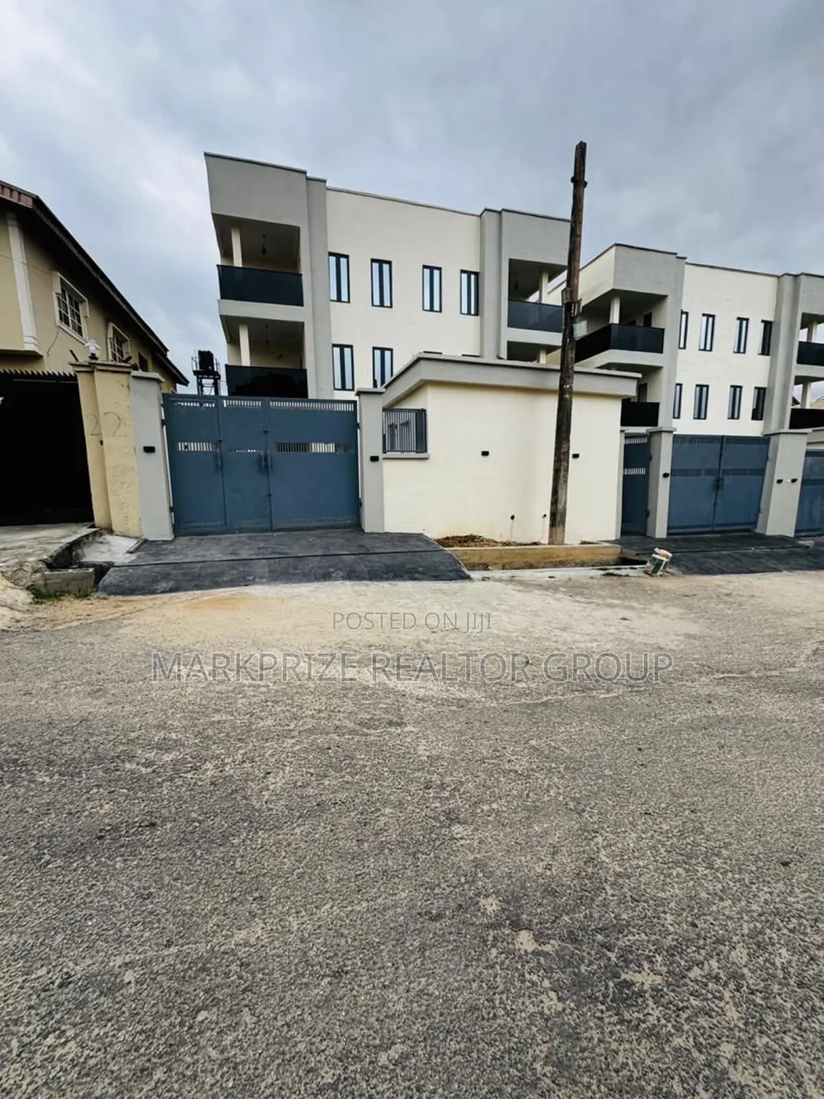 4bdrm Duplex in Magodo Gra Phase 1 for sale in GRA Phase 1