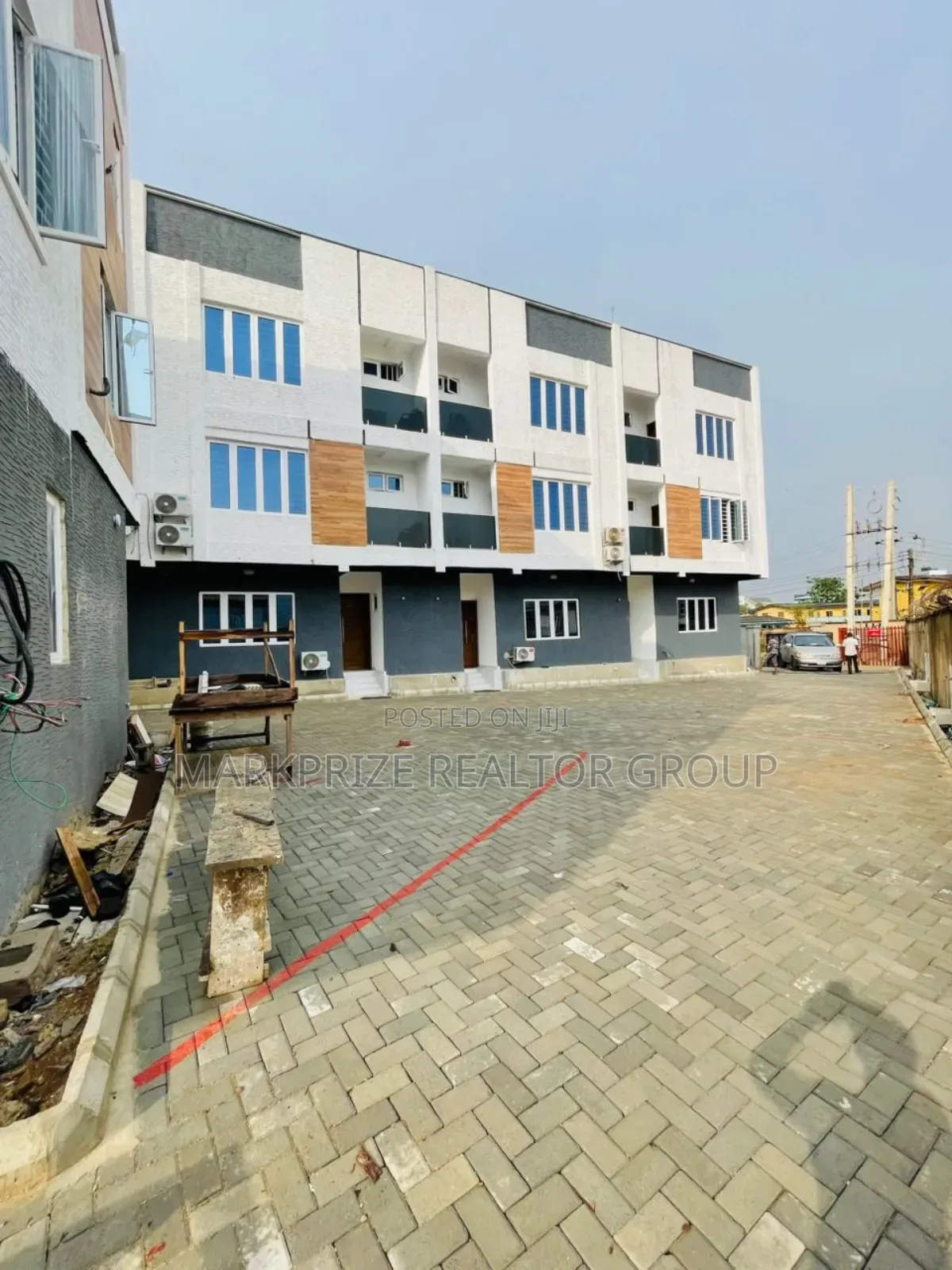 4bdrm Duplex in Adeniyi Jones Ikeja for sale in Adeniyi Jones