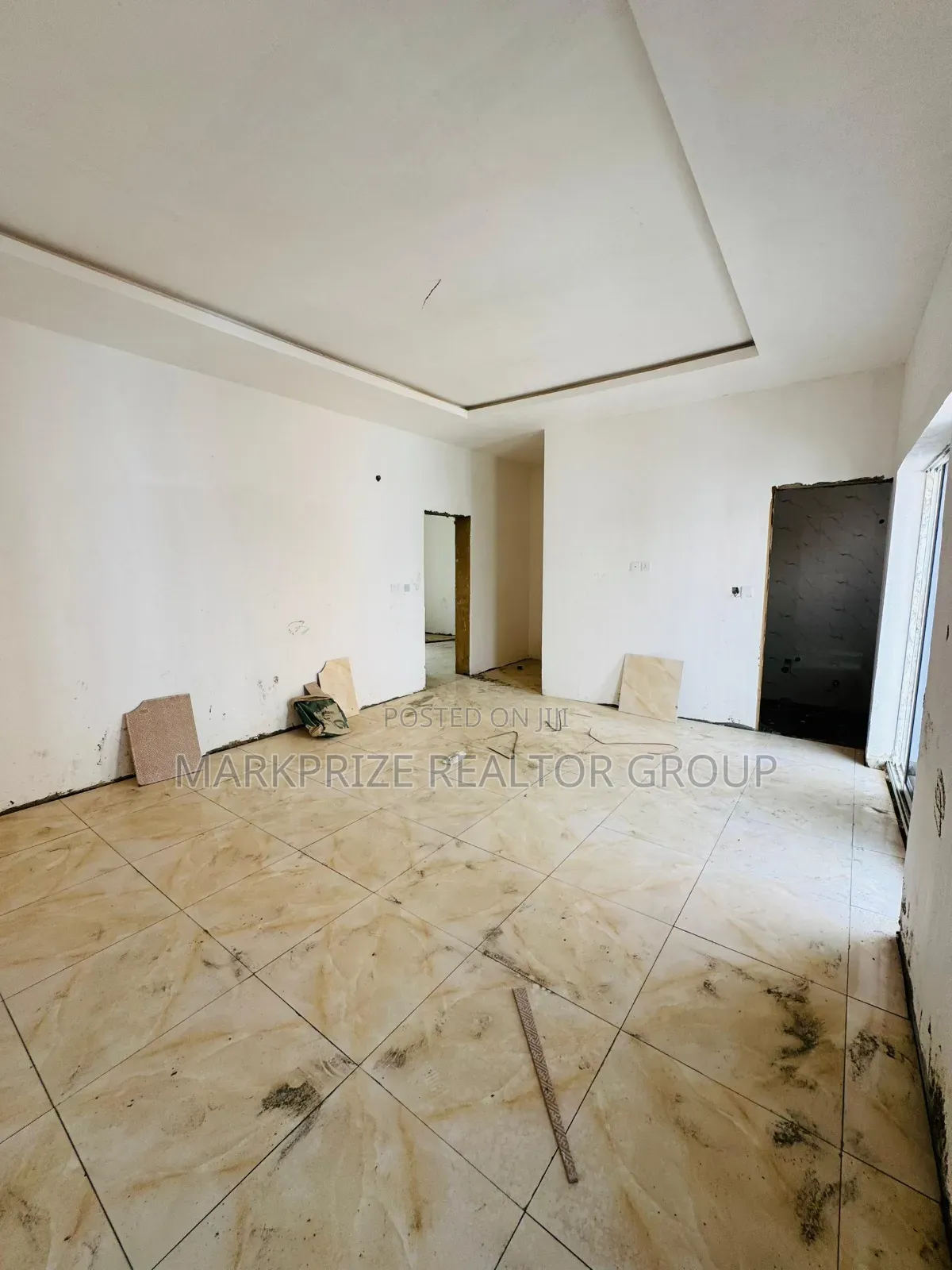 4bdrm Duplex in Ogudu Gra Lagos for sale in Ogudu GRA