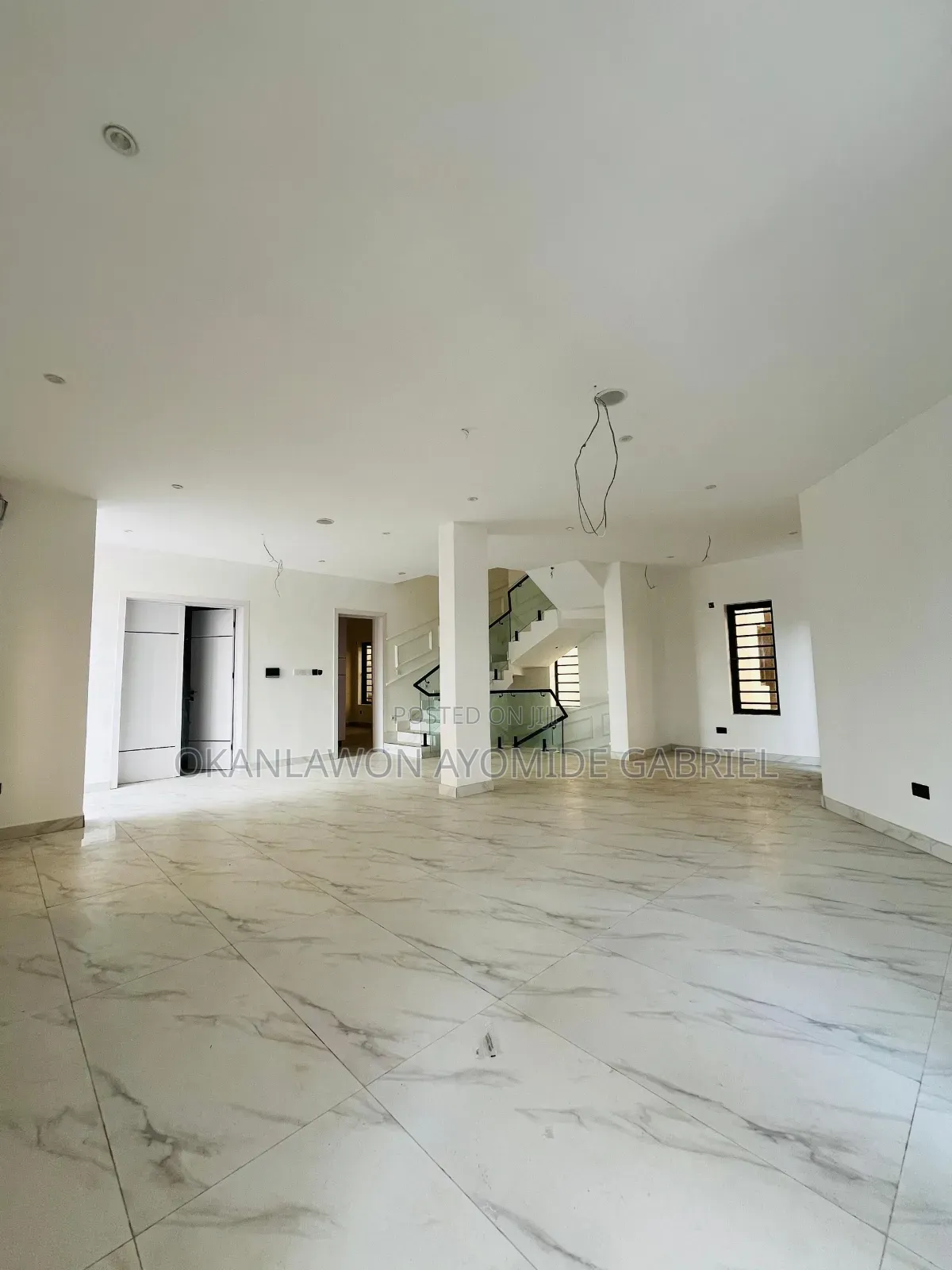 4bdrm Duplex in Omole Phase 1 for sale in Omole Phase 1