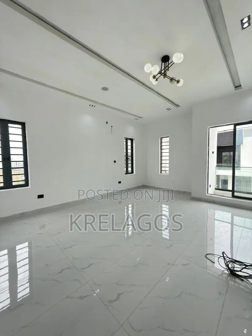 4bdrm Duplex in Ajah for sale in Ado / Ajah