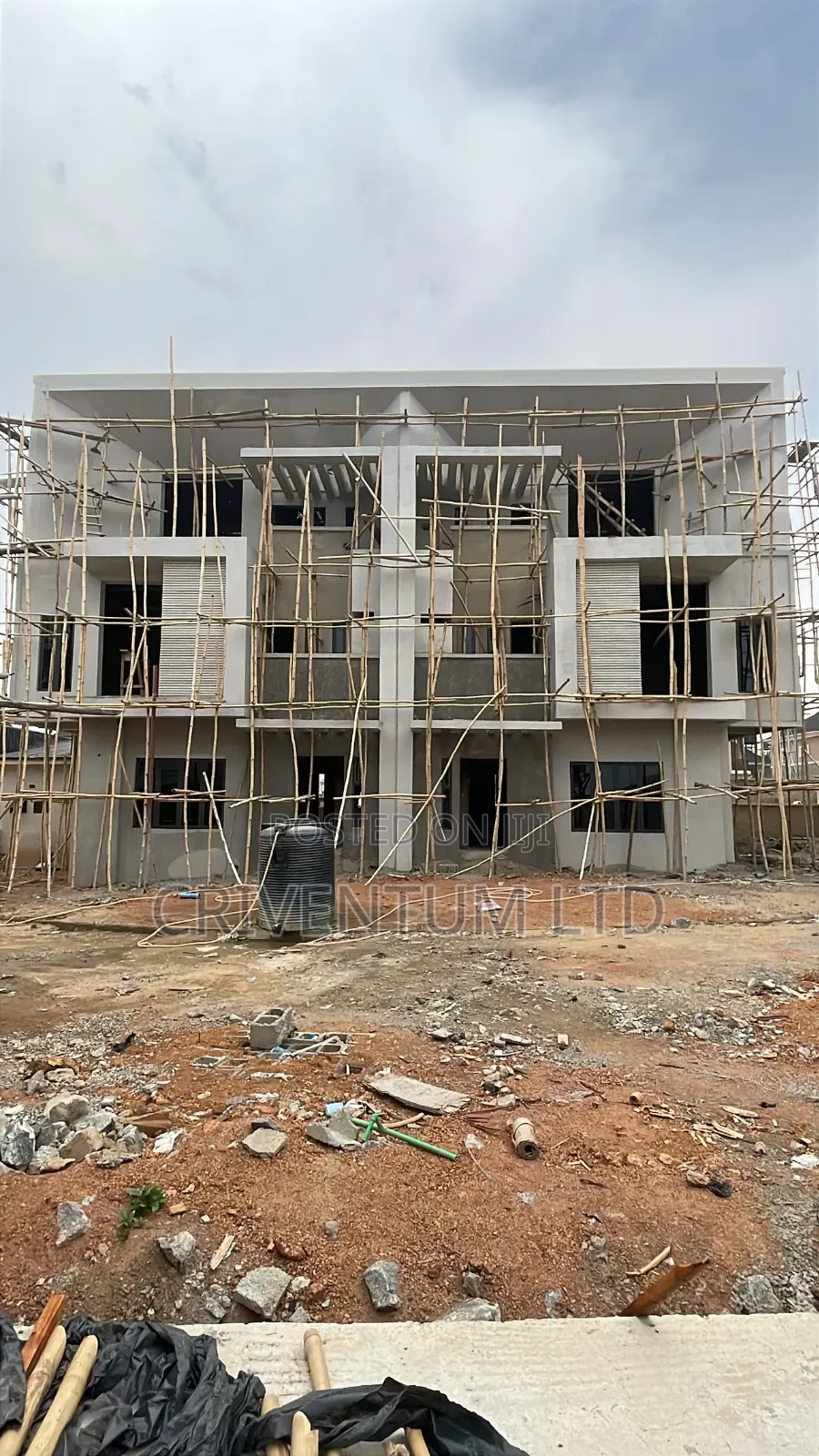 5bdrm Duplex In Gaduwa For Sale in Gaduwa