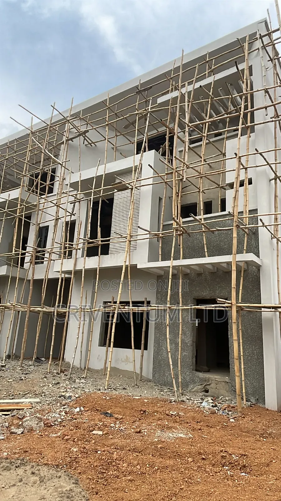 5bdrm Duplex In Gaduwa For Sale in Gaduwa