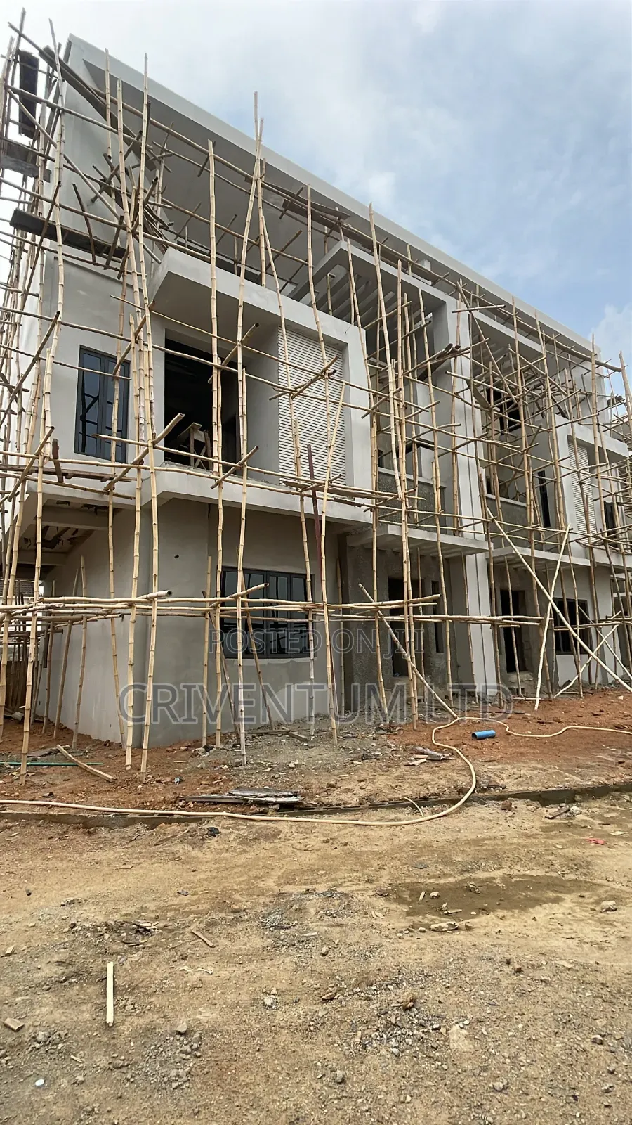 5bdrm Duplex In Gaduwa For Sale in Gaduwa