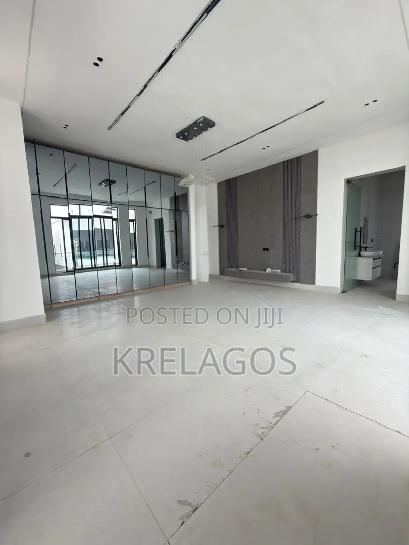 4bdrm Duplex in Ado / Ajah for sale in Ado / Ajah