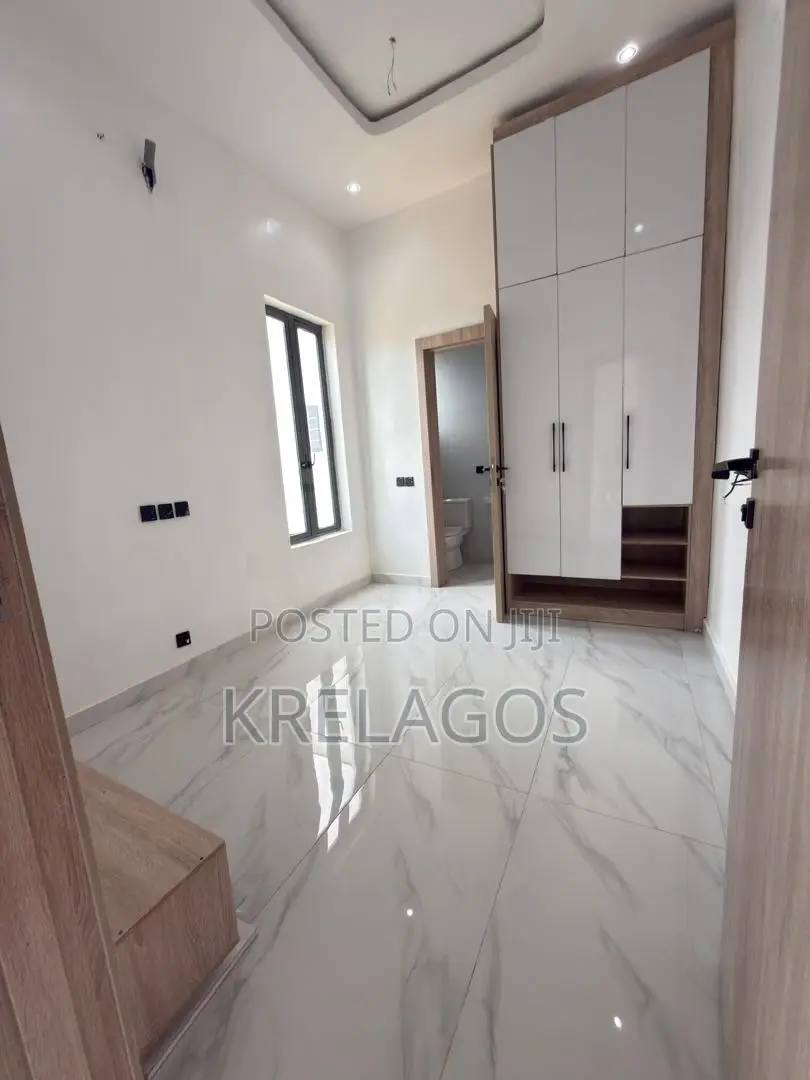 5bdrm Duplex in Ado / Ajah for sale in Ado / Ajah