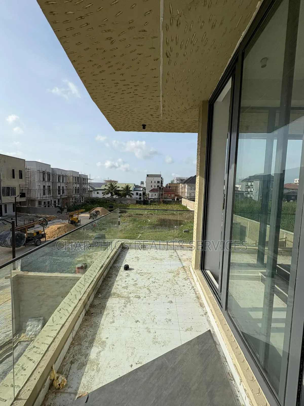 5bdrm Duplex in Lekki Phase 1 for sale in Lekki Phase 1