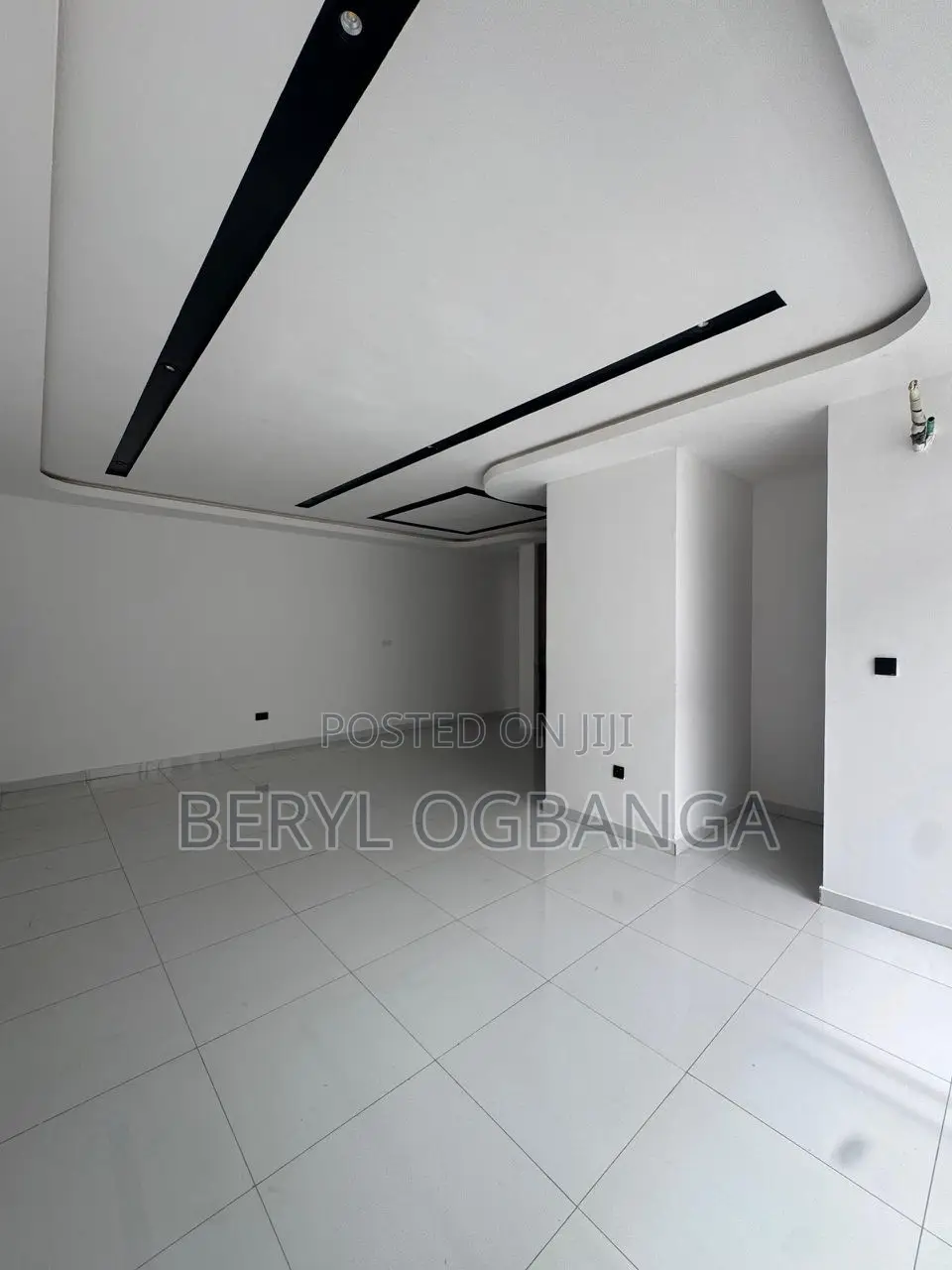 3bdrm Apartment in Ikate for sale in Ikate