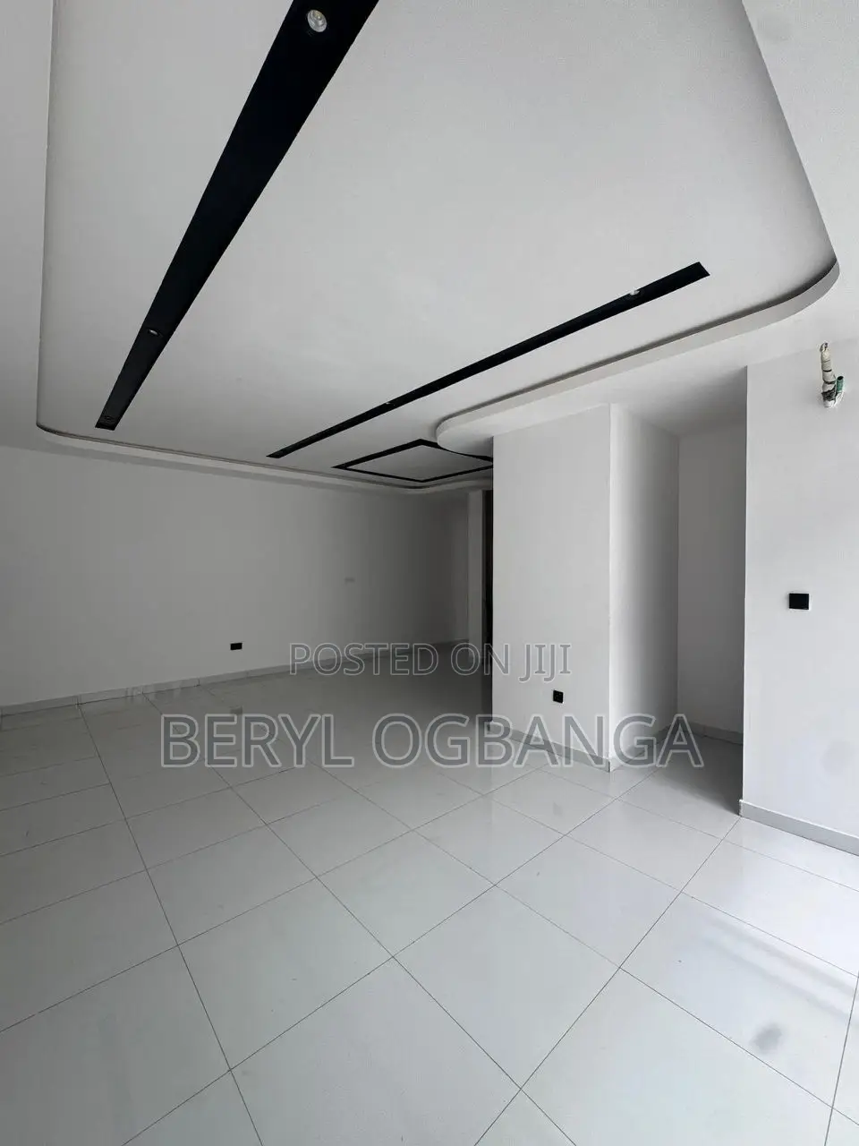 3bdrm Apartment in Ikate for sale in Ikate