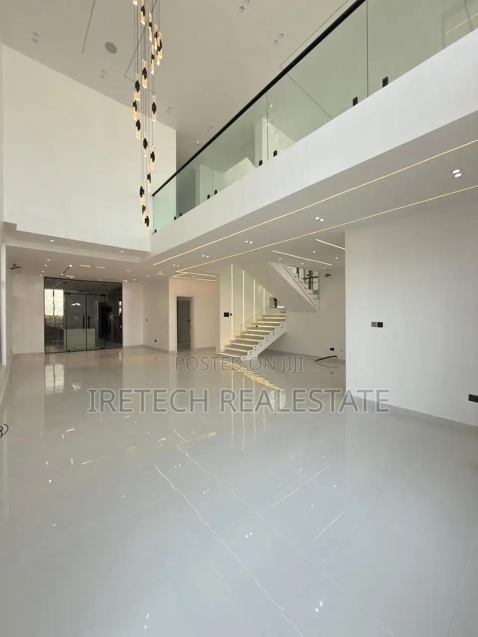 5bdrm Duplex in Megamound Estate, Lekki Phase 2 for sale in Lekki Phase 2