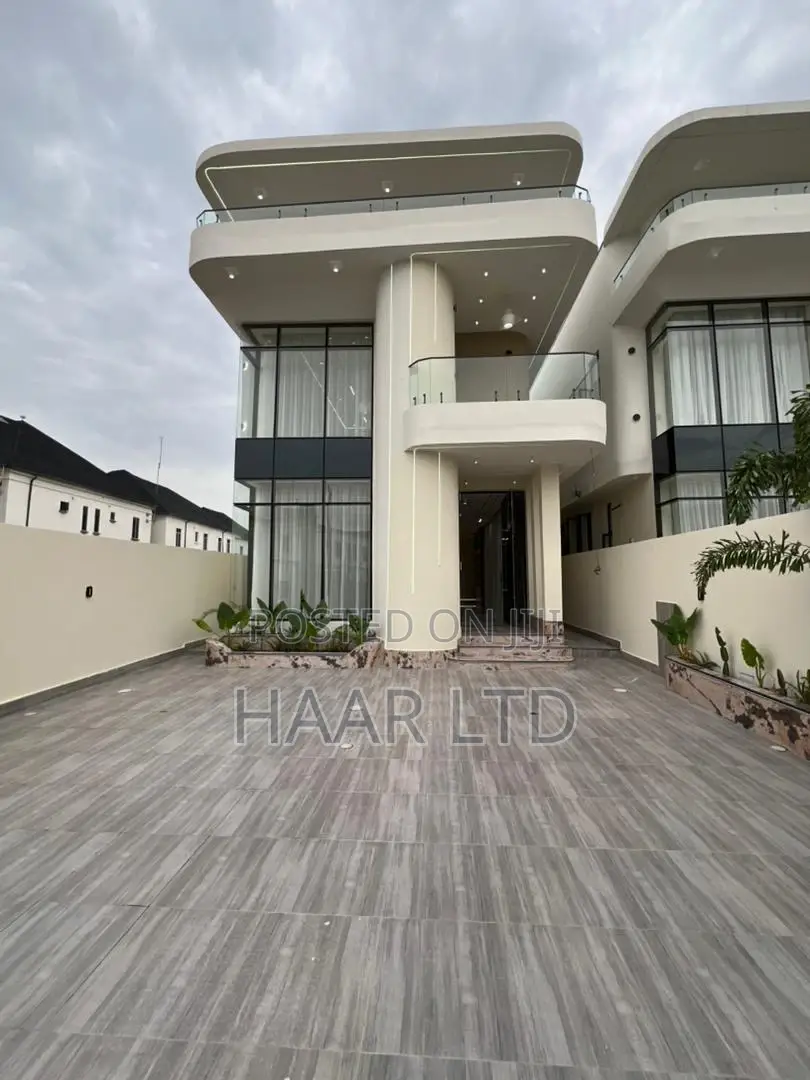 5bdrm Duplex in Lekki Phase 2 for sale in Lekki Phase 2