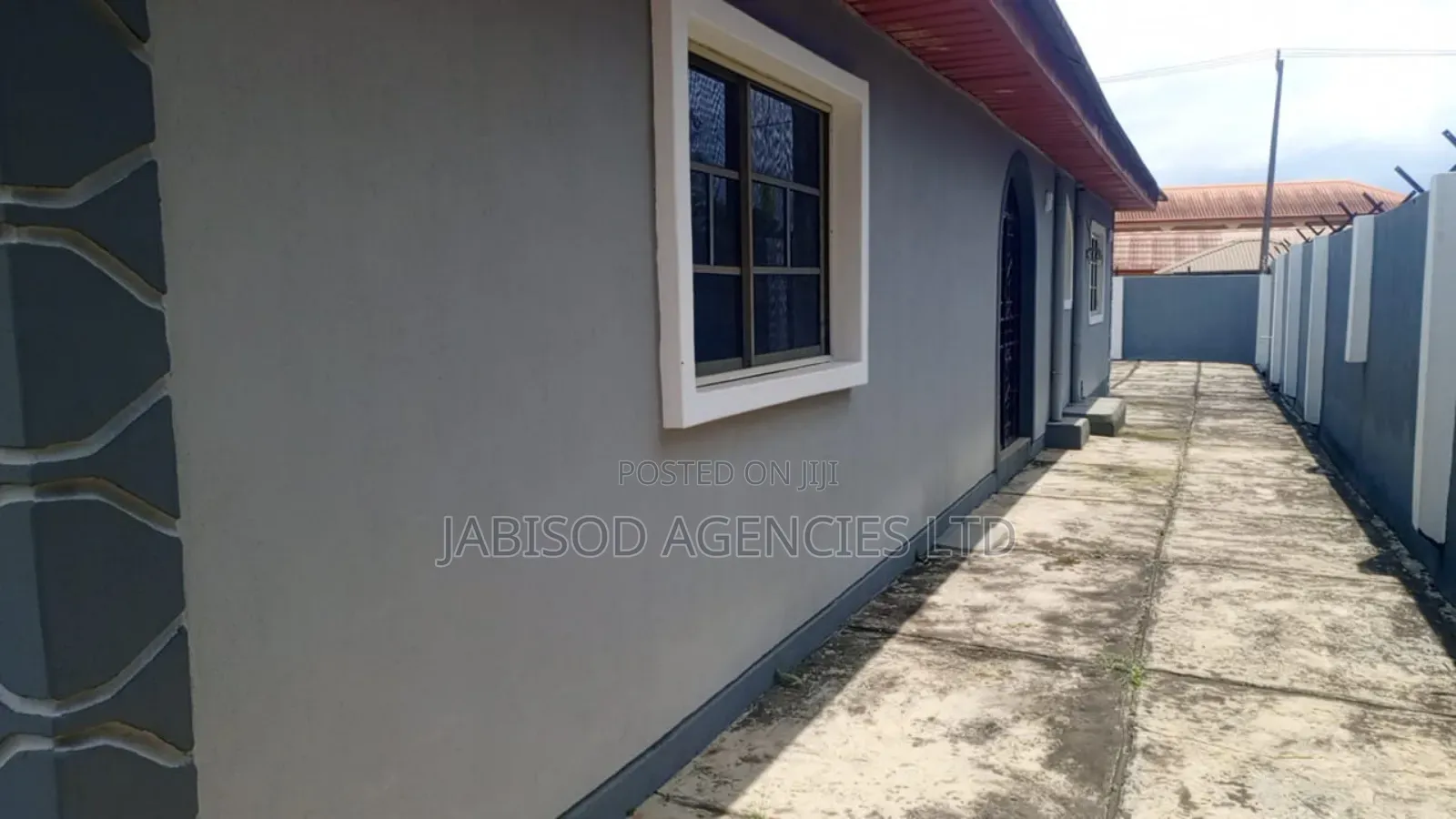 2bdrm Bungalow in Ile-Omi, Ijede / Ikorodu for sale in Ijede / Ikorodu