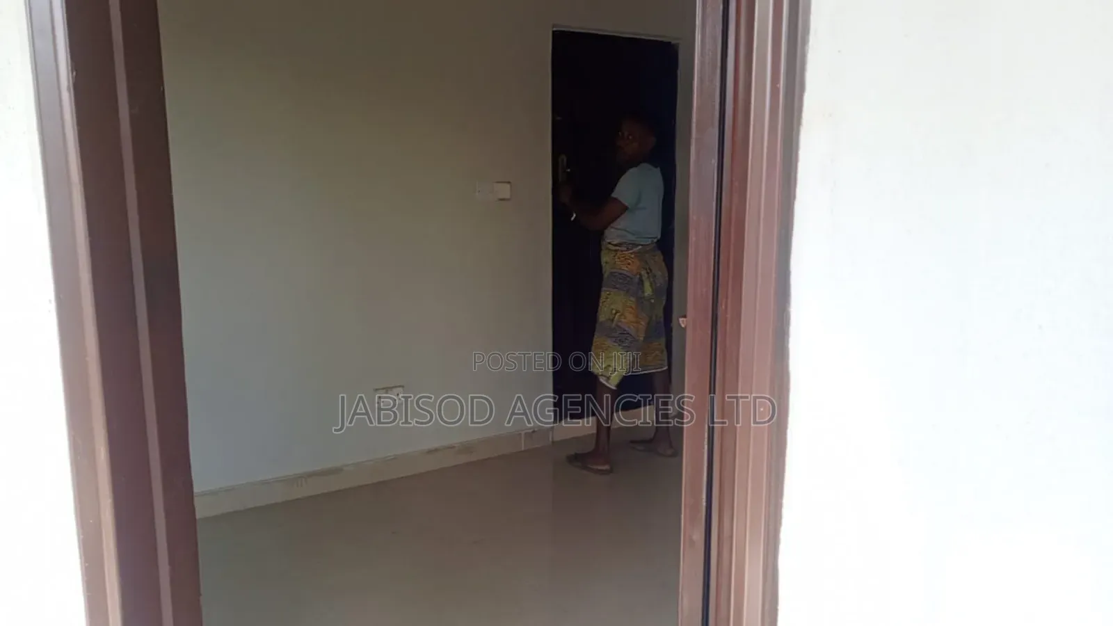 2bdrm Bungalow in Ile-Omi, Ijede / Ikorodu for sale in Ijede / Ikorodu
