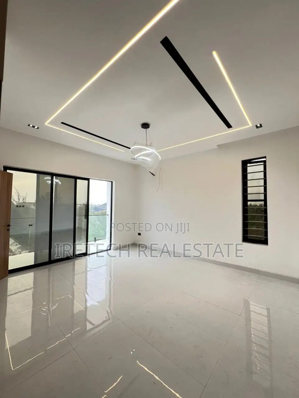4bdrm Duplex in Ikota Lekki for sale in Lekki Phase 2